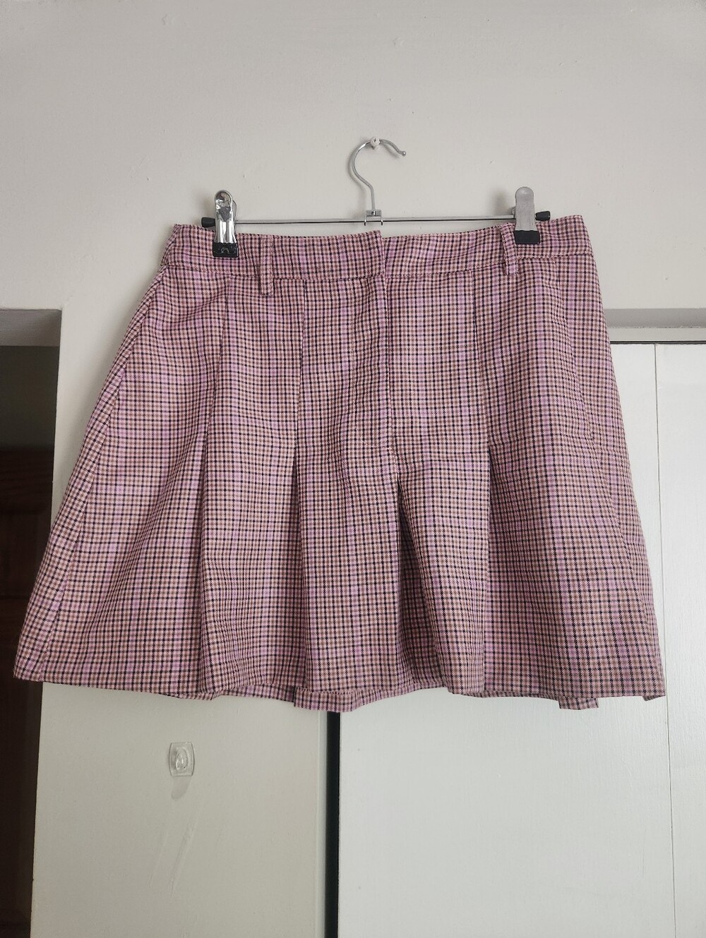 Lulu's Pink Plaid Pleated Mini Skort